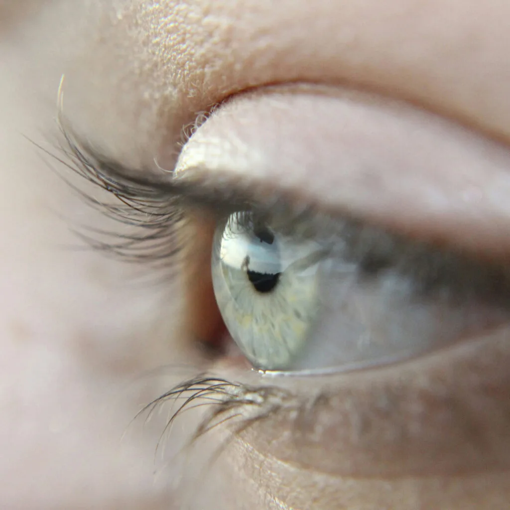 Photo_oeil_unsplash_carre
